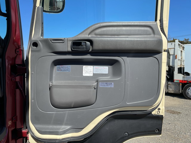 いすゞギガアルミブロック大型（10t）[写真27]