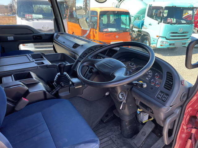 いすゞギガアルミブロック大型（10t）[写真29]