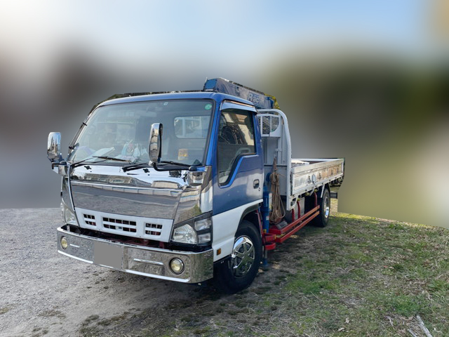 いすゞエルフクレーン3段小型（2t・3t）[写真03]