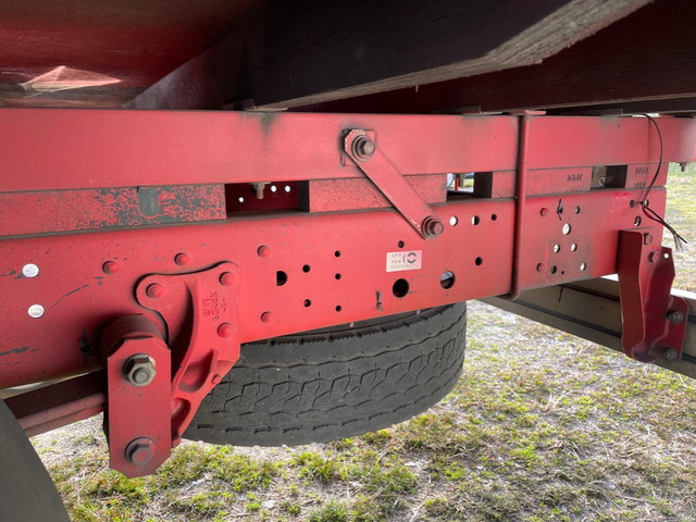 いすゞエルフクレーン3段小型（2t・3t）[写真09]