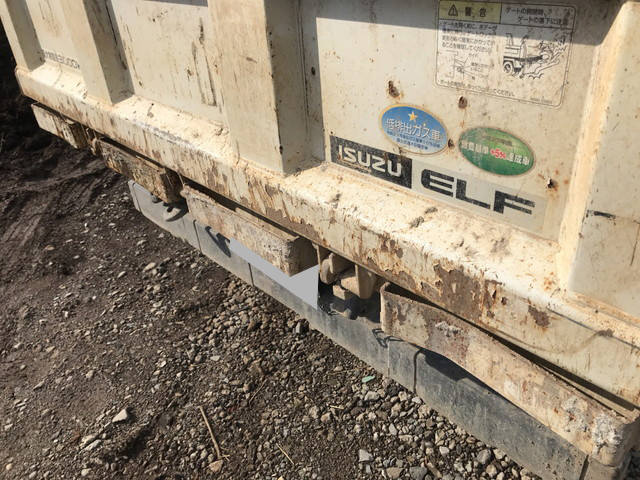 いすゞエルフダンプ小型（2t・3t）[写真13]