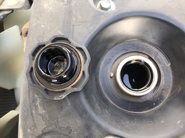 いすゞエルフダンプ小型（2t・3t）[写真23]