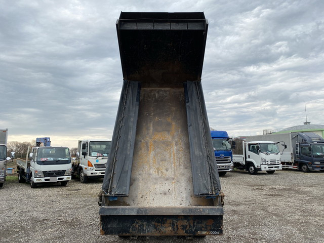 三菱ふそうキャンターダンプ小型（2t・3t）[写真12]