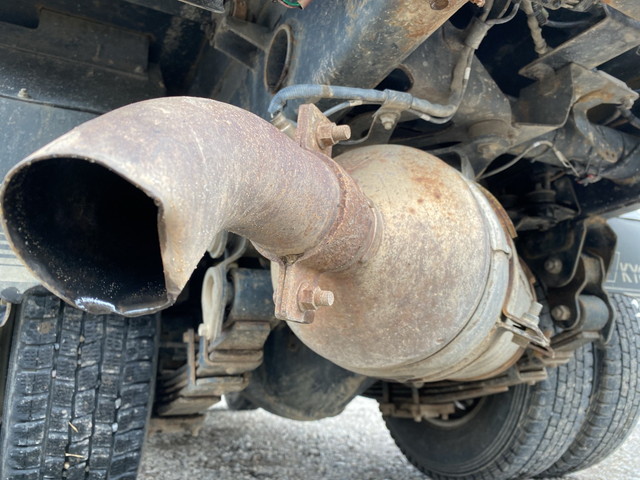 三菱ふそうキャンターダンプ小型（2t・3t）[写真21]