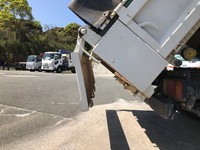 いすゞエルフダンプ小型（2t・3t）[写真17]