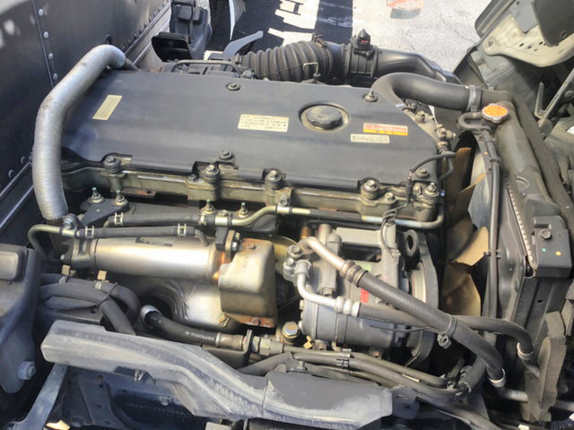 いすゞエルフアルミバン小型（2t・3t）[写真12]