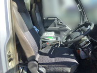 いすゞエルフアルミバン小型（2t・3t）[写真14]