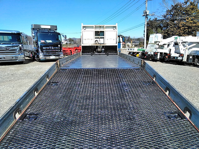 いすゞギガヒップリフター大型（10t）[写真12]