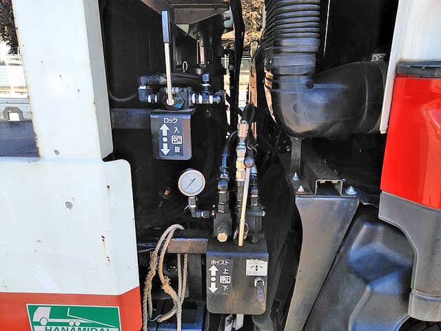 いすゞギガヒップリフター大型（10t）[写真16]