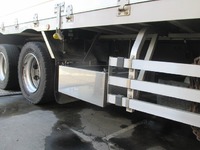 三菱ふそうスーパーグレートアルミウイング大型（10t）[写真28]