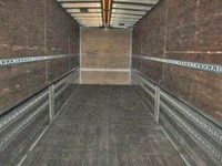 三菱ふそうスーパーグレートアルミウイング大型（10t）[写真34]