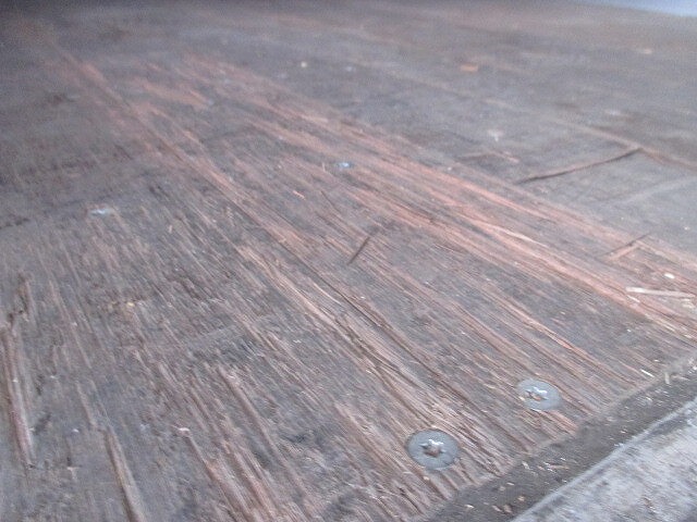 三菱ふそうスーパーグレートアルミウイング大型（10t）[写真39]