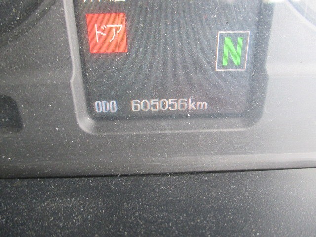 三菱ふそうスーパーグレートアルミウイング大型（10t）[写真07]