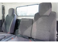 いすゞエルフ平ボディ小型（2t・3t）[写真26]