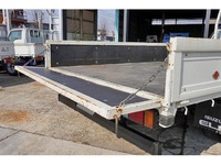 いすゞエルフ平ボディ小型（2t・3t）[写真08]