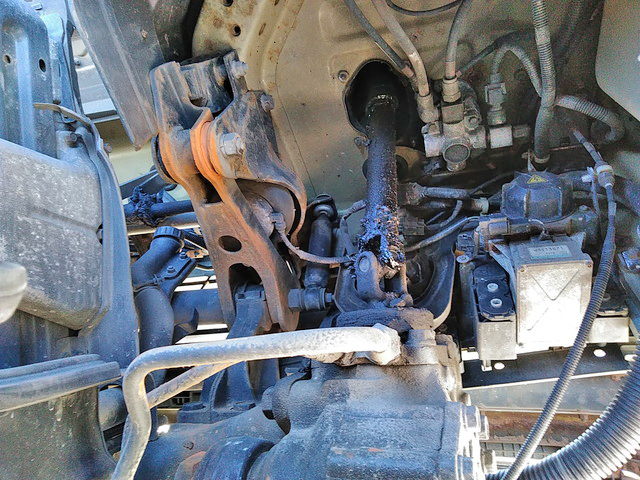 三菱ふそうスーパーグレートアームロール大型（10t）[写真26]