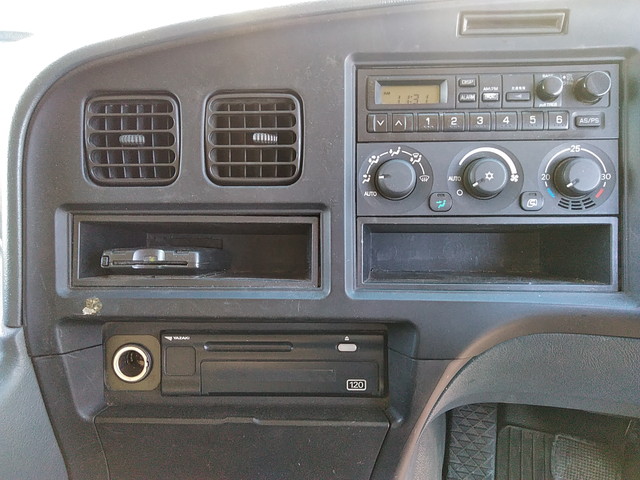 三菱ふそうスーパーグレートアームロール大型（10t）[写真37]