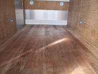 いすゞエルフアルミバン小型（2t・3t）[写真11]