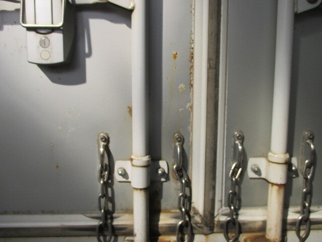 いすゞエルフアルミバン小型（2t・3t）[写真13]