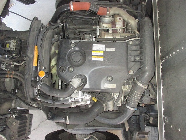 いすゞエルフアルミバン小型（2t・3t）[写真23]