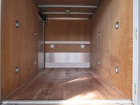 いすゞエルフアルミバン小型（2t・3t）[写真08]