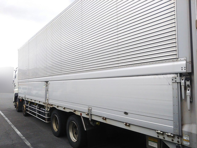 日野プロフィアアルミウイング大型（10t）[写真03]
