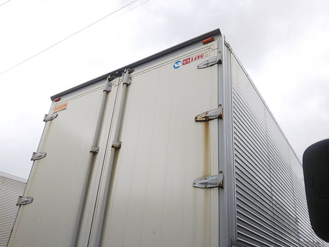 日野プロフィアアルミウイング大型（10t）[写真06]