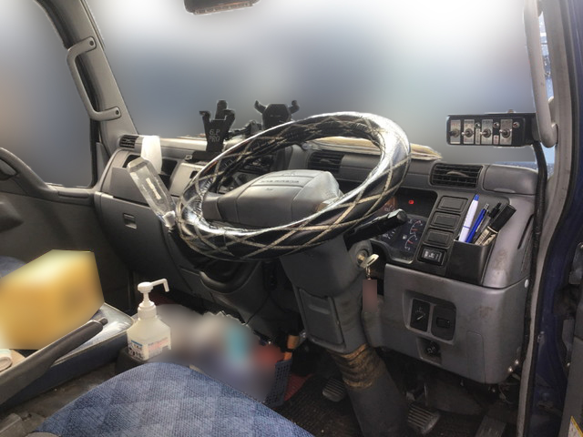 三菱ふそうキャンターパッカー車（塵芥車）小型（2t・3t）[写真27]