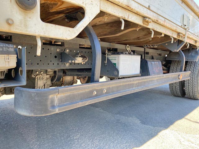 いすゞエルフ平ボディ小型（2t・3t）[写真18]