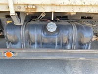 いすゞエルフ平ボディ小型（2t・3t）[写真21]