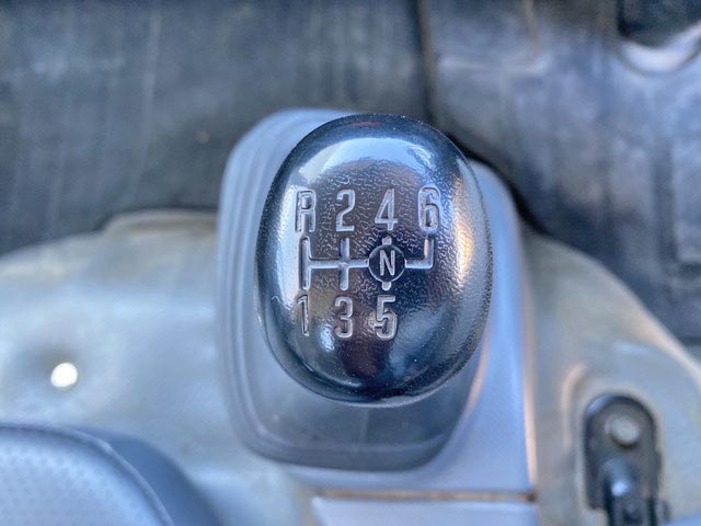 いすゞエルフ平ボディ小型（2t・3t）[写真37]