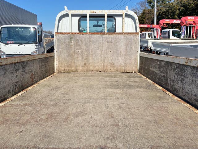 いすゞエルフ平ボディ小型（2t・3t）[写真11]