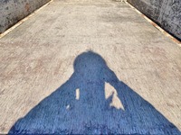 いすゞエルフ平ボディ小型（2t・3t）[写真14]