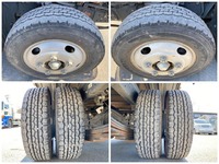 いすゞエルフ平ボディ小型（2t・3t）[写真17]