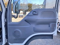 いすゞエルフ平ボディ小型（2t・3t）[写真29]