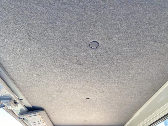 いすゞエルフ平ボディ小型（2t・3t）[写真32]