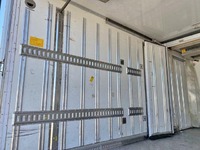 三菱ふそうキャンター冷凍車（冷蔵車）小型（2t・3t）[写真13]