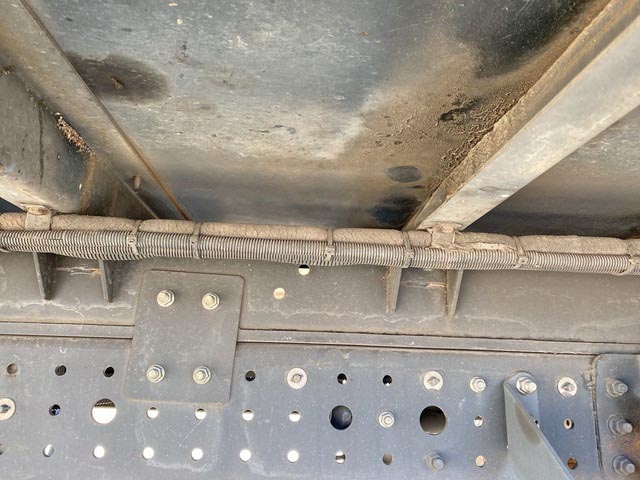 三菱ふそうキャンター冷凍車（冷蔵車）小型（2t・3t）[写真25]