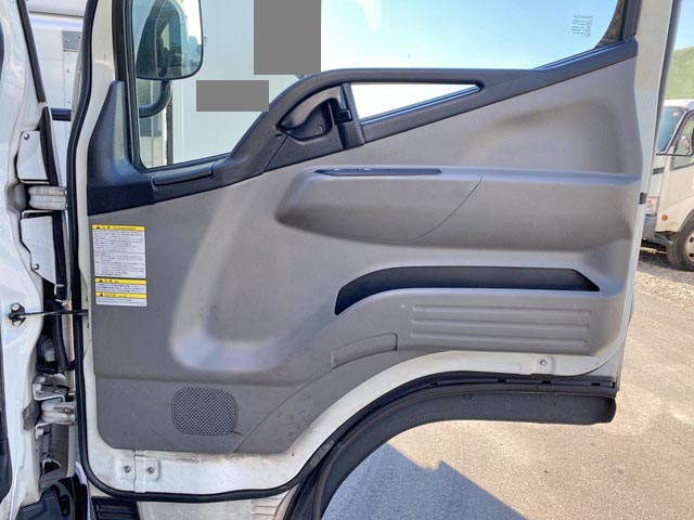 三菱ふそうキャンター冷凍車（冷蔵車）小型（2t・3t）[写真31]