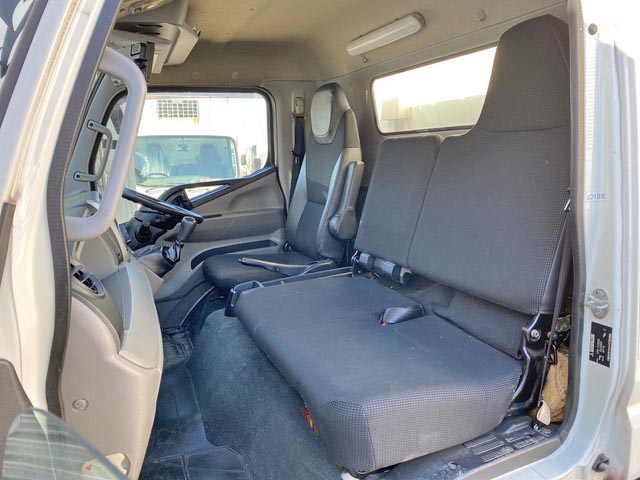 三菱ふそうキャンター冷凍車（冷蔵車）小型（2t・3t）[写真33]