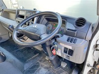 三菱ふそうキャンター冷凍車（冷蔵車）小型（2t・3t）[写真35]