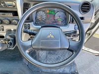 三菱ふそうキャンター冷凍車（冷蔵車）小型（2t・3t）[写真37]