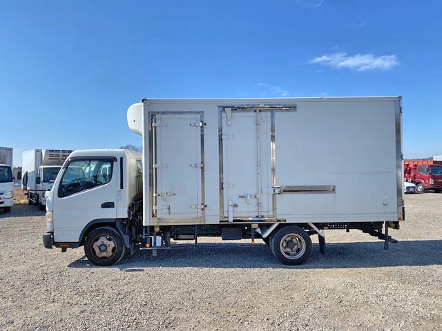 三菱ふそうキャンター冷凍車（冷蔵車）小型（2t・3t）[写真05]