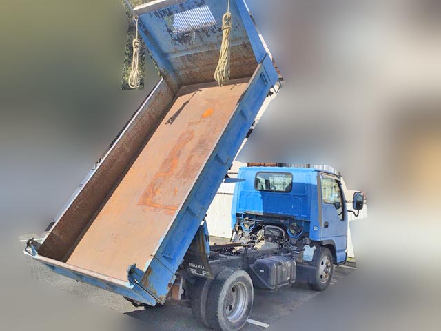 いすゞエルフダンプ小型（2t・3t）[写真04]