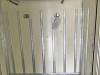 いすゞエルフ冷凍車（冷蔵車）小型（2t・3t）[写真12]