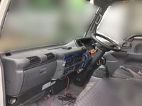 いすゞエルフ冷凍車（冷蔵車）小型（2t・3t）[写真24]