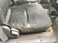 いすゞエルフ冷凍車（冷蔵車）小型（2t・3t）[写真30]