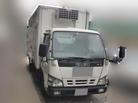 いすゞエルフ冷凍車（冷蔵車）小型（2t・3t）[写真03]