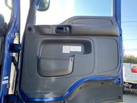 いすゞギガアルミウイング大型（10t）[写真27]