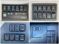 いすゞギガアルミウイング大型（10t）[写真38]